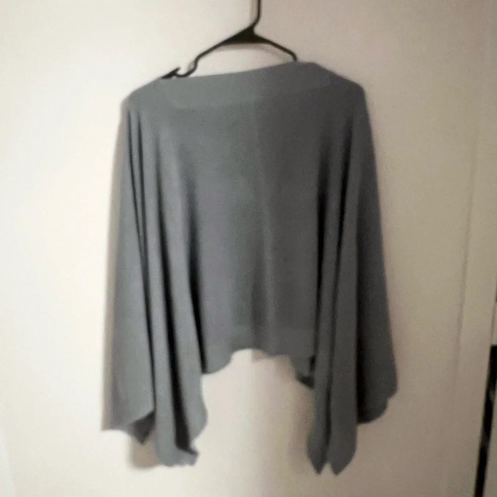Lululemon Forward Flow Cape Poncho | Grey